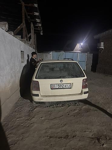 крыло пасат: Volkswagen Passat Variant: 2003 г., 1.9 л, Механика, Дизель, Универсал — 5