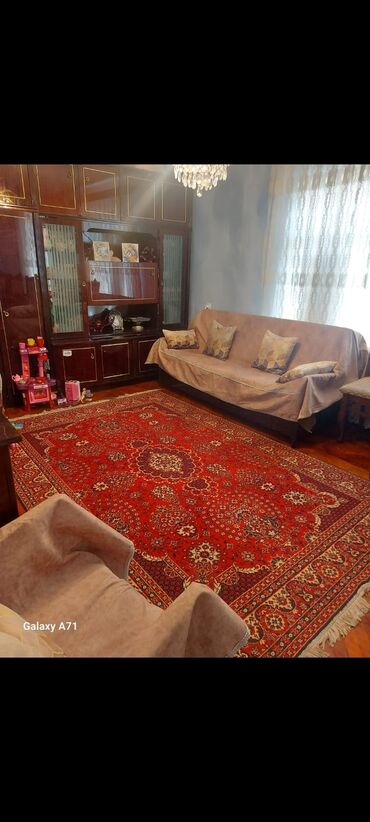 Köhnə tikili: Bakı, 8-ci kilometr, 3 otaqlı, Köhnə tikili, m. Neftçilər, 85 kv. m — 5