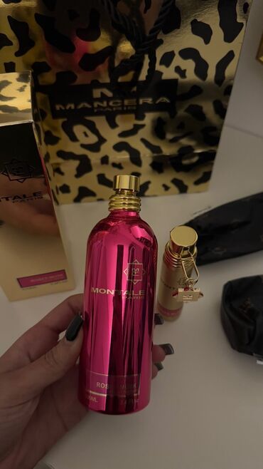 Montale roses musk endirimle satiram yenidir. 100mldi 150 azn elave