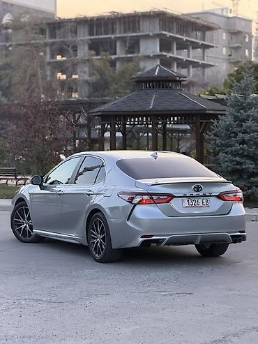Toyota: Toyota Camry: 2021 г., 2.5 л, Автомат, Бензин, Седан — 4