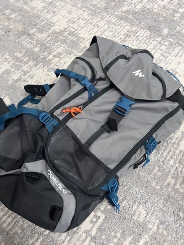 рюгзак для похода: Рюкзак для похода(hiking) вместительная 
новая! 30л