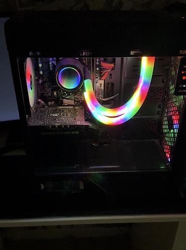 ноутбук с 1660 ti: RGB işıqlandırmalı masaüstü oyun kompüteri. Korpus qara rəngdədir və — 2