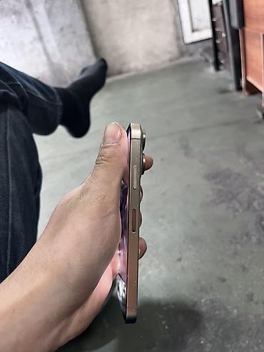 kamere: IPhone 15 Pro, 64 GB, Desert Titanium, Qırıq — 4