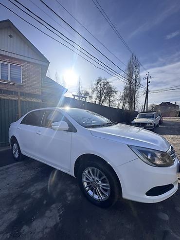 BYD: BYD E5: 2019 г., Робот, Электромобиль, Седан — 3