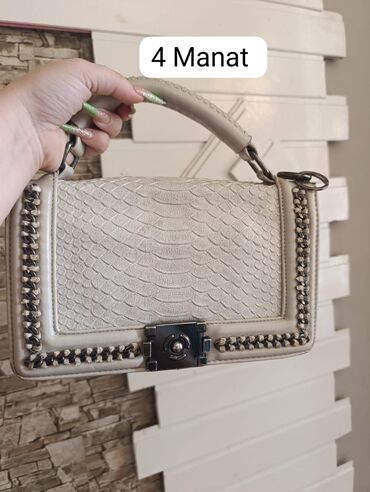 Digər qadın geyimləri: Ikinci əl məhsullar hamısı münasib qiymətə satılır her məhsulun — 5