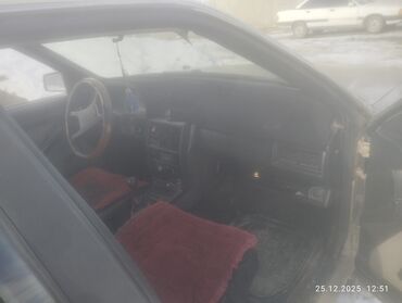 Audi: Audi 100: 2025 г., Седан — 6