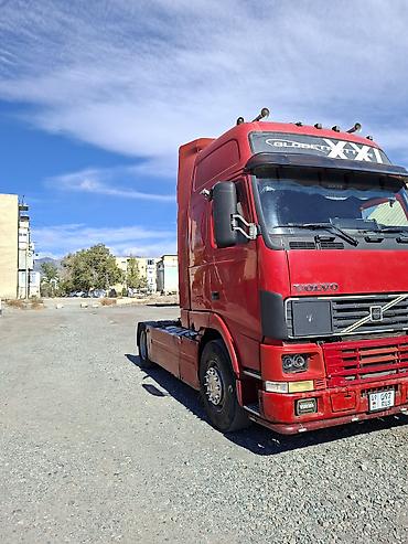 285 75 17: Тягач, Volvo, 2000 г., Без прицепа — 10