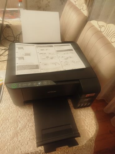Printerlər: Epson L3250 Yenidir 1 gündür alinib isledeye bilmədiyim üçün satıram