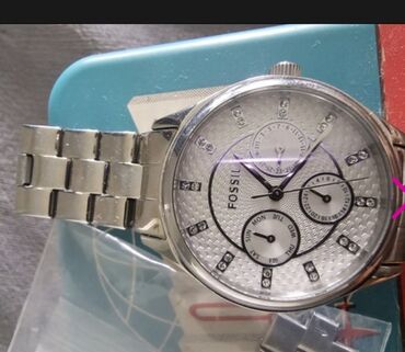 skechers patike sa srcima: Classic watch, Fossil, Female