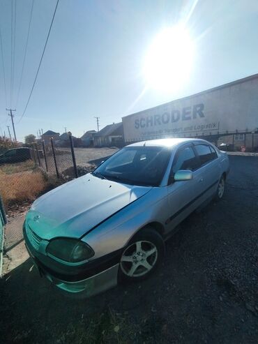 решетка тойота ист: Toyota Avensis: 1999 г., 1.6 л, Механика, Седан