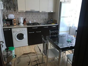 Uzunmüddətli kirayə evlər: 10 kv. m, 3 otaqlı — 3