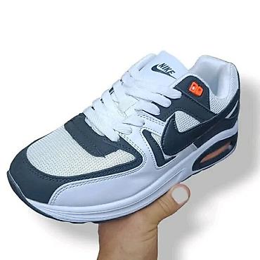 Patike: Nike Air Max Command / 2026

(36-46)

Cena: 3800din
US🤍 — 4