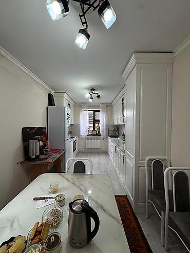 Үйлөрдү сатуу: 4 бөлмө, 192 м², 4 соток, Бишкек, Ак-Ордо 2 ж/м — 6