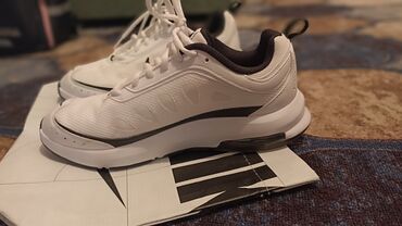Кроссовки и спортивная обувь: Мужские кроссовки, 42, Nike, Новый, цвет - Белый, Самовывоз