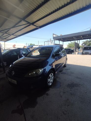 автомобили в рассрочку без первоначального взноса: Volkswagen Golf Plus: 2007 г., 1.6 л, Механика, Бензин, Универсал