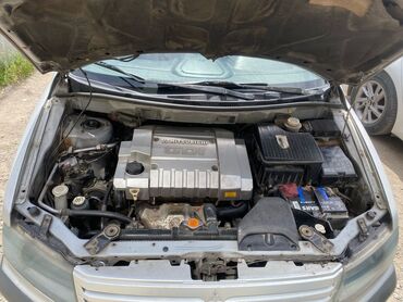 Mitsubishi: Mitsubishi Space Wagon: 1999 г., 2.4 л, Механика, Бензин, Минивэн — 5