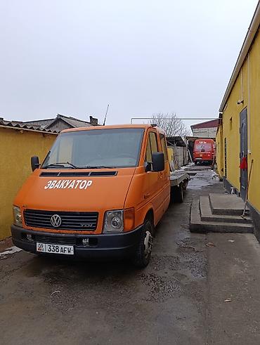 крытый эвакуатор: Volkswagen Transporter: 2000 г., 2.5 л, Механика, Дизель, Бус — 1