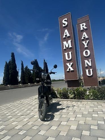 electro moto: Elektrik skuter/moped – qara rəng Xüsusiyyətlər: - Şəhər içi rahat — 2