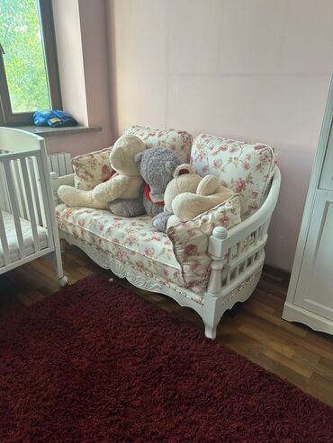 Прямые диваны: 15000
