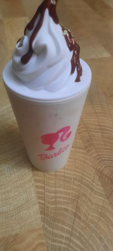 ofis levazimati: Ikisi birlildə 3 manat. - Plastik “Barbie” loqolu — 3