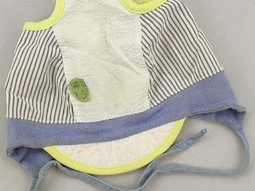 spodnie z szelkami dla niemowlaka: Czapka z daszkiem, stan - Zadowalający