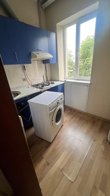 Uzunmüddətli kirayə mənzillər: Nerimanov parka yaxin 2 Otaq duzelme 47 kv. Bina 4/3 Makle