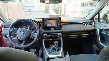 Toyota: Toyota RAV4: 2.5 l | 2022 il Krossover — 12