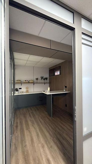 карагачи: Кеңселерди сатуу 70 м², Ремонту бар, Көп кабаттуу имарат, Жертөлө кабаты кабат — 6