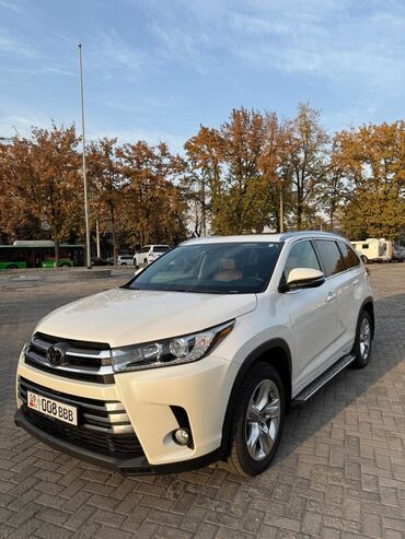 машины на кредит: Toyota Highlander: 2018 г., 3.5 л, Автомат, Бензин