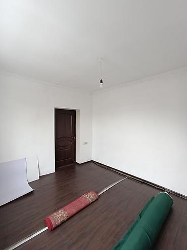 Продажа коттеджей и домов: 👉🏼 Продаётся дом с участком 4 соток. Район ж/м Тынчтык, ул.Корсакова — 4