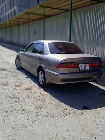 масло honda: Honda Accord: 2000 г., 2 л, Автомат, Газ, Седан