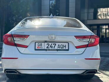 на аккорд 6: Honda Accord: 2018 г., 1.6 л, Автомат, Бензин, Седан