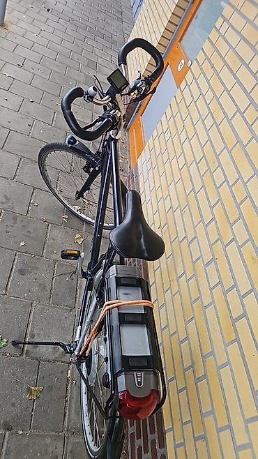 electric moped: İşlənmiş Elektrik velosipedi 28", sürətlərin sayı: 30, 500-750 Vt, Ünvandan götürmə — 2