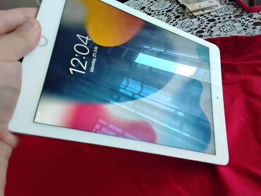 trekstor tablet: IPad air 2 iCloud free, celullar moj lucno nije preprodaja ipad je u