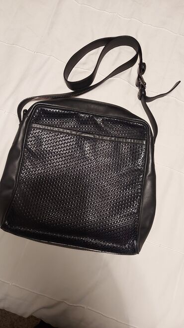 aura trepavice 1: Men's bag