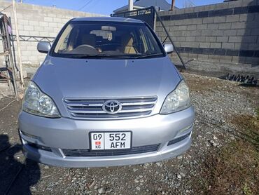 Toyota: Toyota Ipsum: 2004 г., 2.4 л, Автомат, Газ, Минивэн