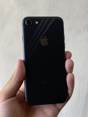 Apple iPhone: IPhone 8, Б/у, 64 ГБ, Черный, 99 %