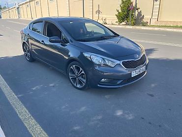 mercedes benz 208 d: Kia Forte: 2 l | 2015 il Sedan — 5