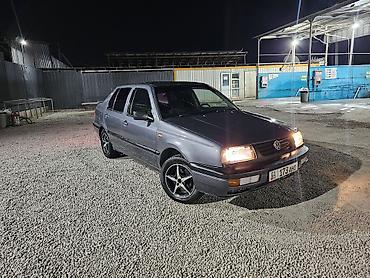 man tgm: Volkswagen Vento: 1993 г., 1.8 л, Механика, Бензин, Седан — 1