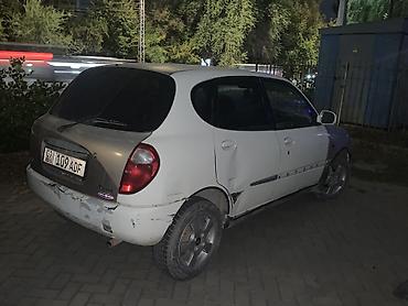 Унаа: Toyota Duet: 2000 г., 1 л, Автомат, Бензин, Лифтбек — 3