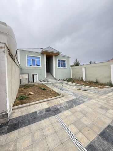 Qarajlar: 4 otaqlı, 130 kv. m, Kredit var, Yeni təmirli