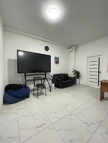 реэлтор: Кеңселерди сатуу 123 м², Ремонту бар, 1 кабат — 5