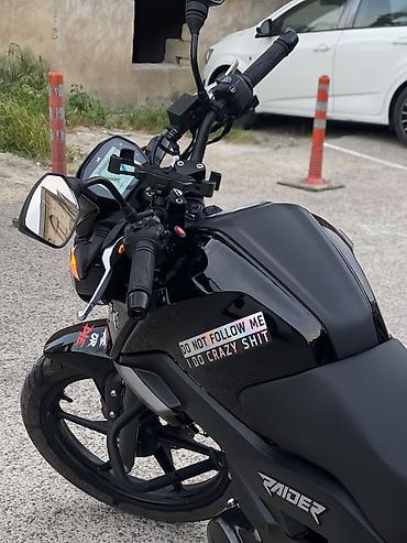 suret panel: TVS Raider motosikleti – şəhər və gündəlik sürüş üçün çevik və — 2