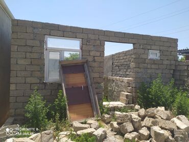 lokbatanda heyet evi: 2 otaqlı, 65 kv. m, Kredit yoxdur, Təmirsiz