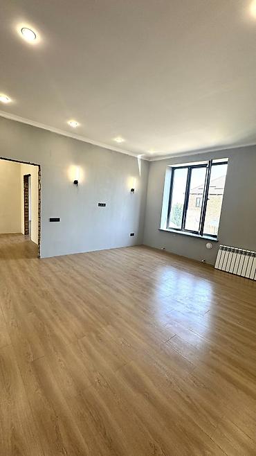 Продажа коттеджей и домов: 4 комнаты, 220 м², 4 соток, Кок-Джар, Собственник — 17