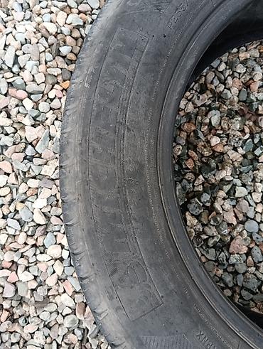 шина 23560r18: 3 шт летние шины по 1000 сом каждые - Размер: 235/60 R18 - Индекс — 4