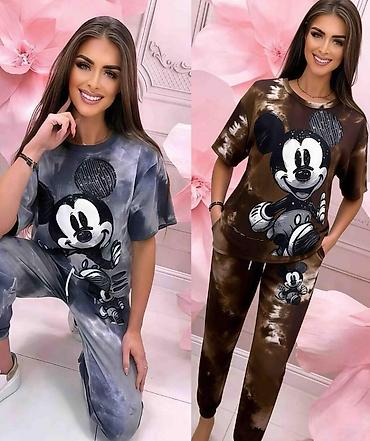 massimo dutti baletanke: Komplet siroka majica i donji deo trenerka sa Mickey motivom.Oversized — 4