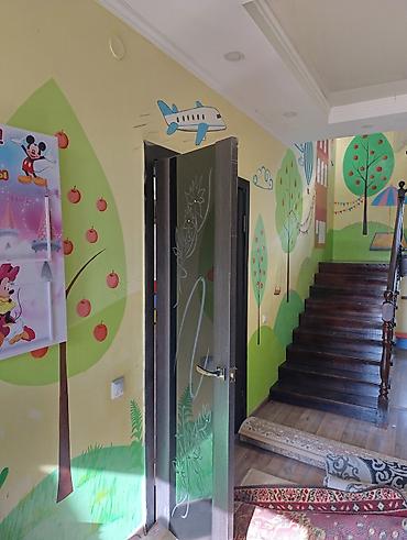 Продажа коттеджей и домов: 6 комнат и более, 240 м², 5 соток, Бишкек, Арча-Бешик ж/м Собственник — 19