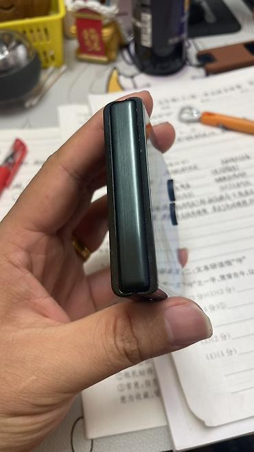 512: Motorola Moto Razr 60 Ultra — складной смартфон с топовой — 4