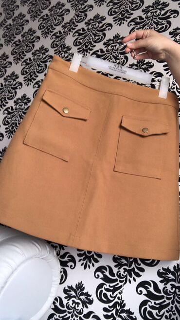 pantalonice braon: S (EU 36), color - Brown